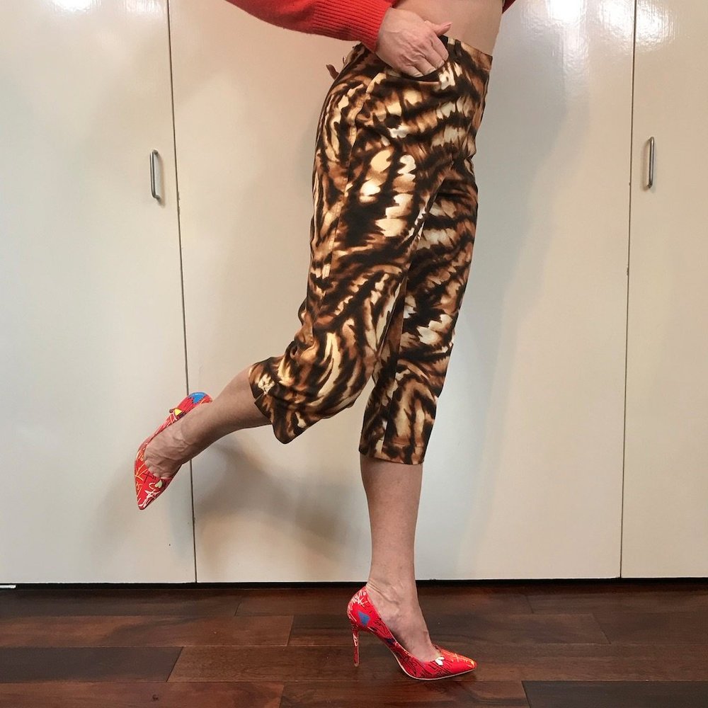 Escada Vintage Animal Print Cropped Denim Pants - Picture 4 of 8